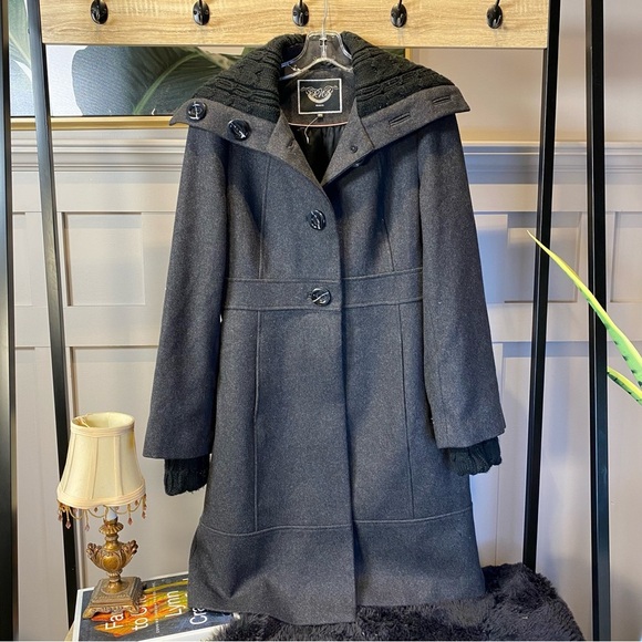 RW&CO. Jackets & Blazers - Women's RW & CO Gray Wool Coat Size M